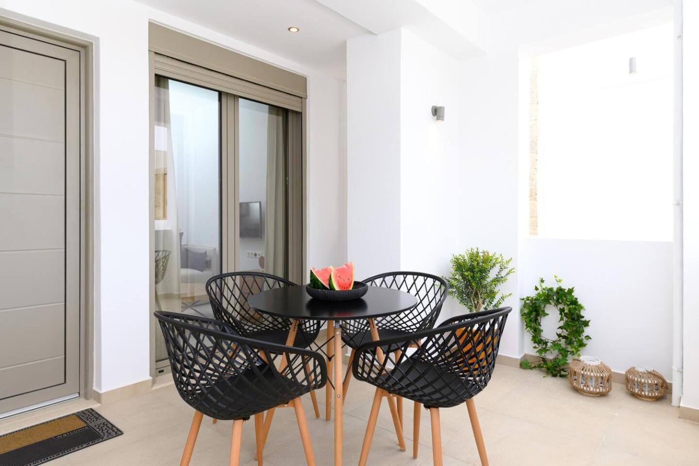 Ammokrinos Luxury Homes,150M From The Beach Kalamaki  Exterior photo