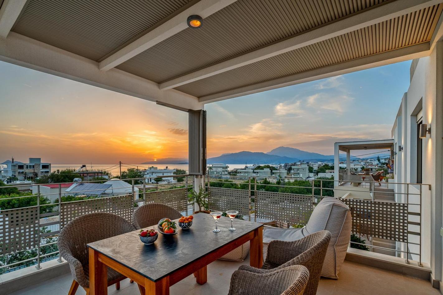 Ammokrinos Luxury Homes,150M From The Beach Kalamaki  Exterior photo